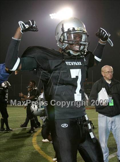 Thumbnail 1 in Fulton vs. View Park (CIF LA City Section 8-Man Final) photogallery.