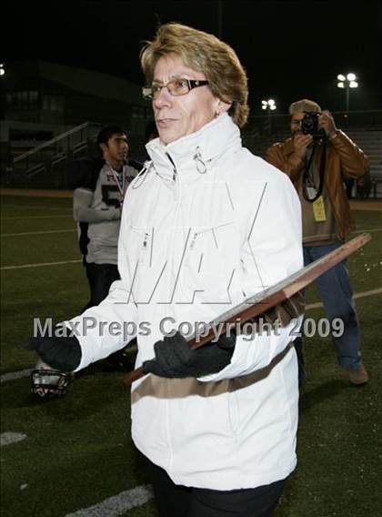 Thumbnail 3 in Fulton vs. View Park (CIF LA City Section 8-Man Final) photogallery.