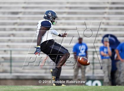 Thumbnail 1 in Wylie East @ Poteet photogallery.