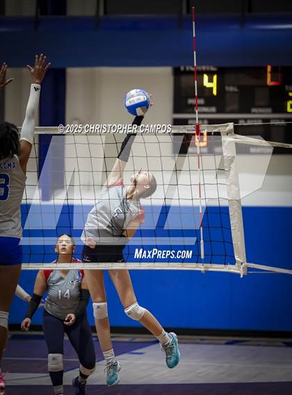 Thumbnail 3 in Colony @ Alta Loma photogallery.