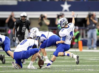 Thumbnail 3 in Guyer vs. Georgetown (UIL 4A Division 1 Final) photogallery.