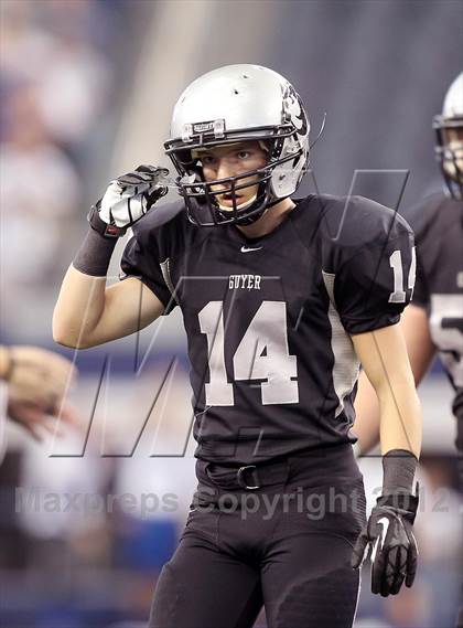 Thumbnail 1 in Guyer vs. Georgetown (UIL 4A Division 1 Final) photogallery.