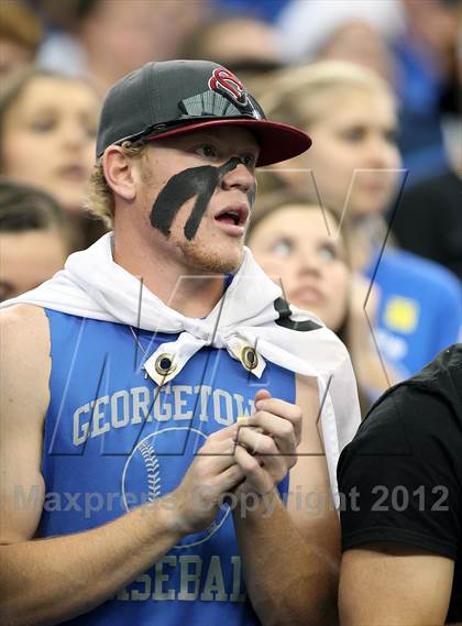 Thumbnail 2 in Guyer vs. Georgetown (UIL 4A Division 1 Final) photogallery.