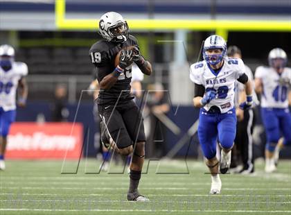 Thumbnail 3 in Guyer vs. Georgetown (UIL 4A Division 1 Final) photogallery.