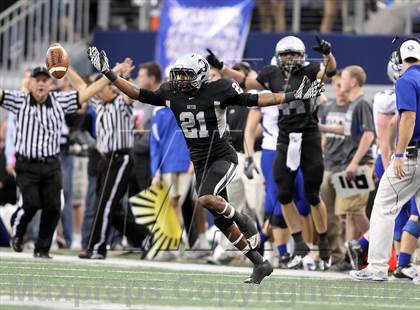 Thumbnail 3 in Guyer vs. Georgetown (UIL 4A Division 1 Final) photogallery.