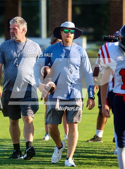 Thumbnail 2 in Lewisburg @ DeSoto Central photogallery.