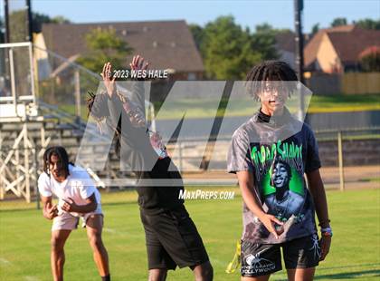 Thumbnail 2 in Lewisburg @ DeSoto Central photogallery.