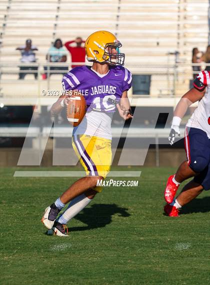 Thumbnail 2 in Lewisburg @ DeSoto Central photogallery.