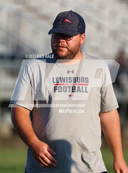 Thumbnail 3 in Lewisburg @ DeSoto Central photogallery.