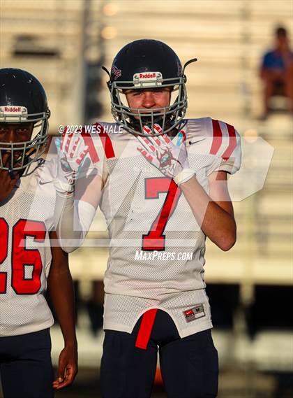 Thumbnail 3 in Lewisburg @ DeSoto Central photogallery.
