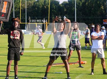 Thumbnail 1 in Lewisburg @ DeSoto Central photogallery.