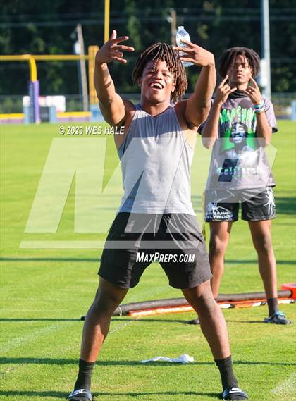 Thumbnail 3 in Lewisburg @ DeSoto Central photogallery.
