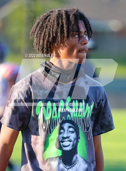 Thumbnail 2 in Lewisburg @ DeSoto Central photogallery.