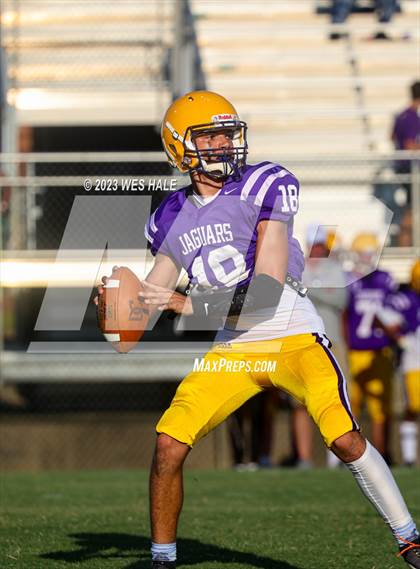 Thumbnail 3 in Lewisburg @ DeSoto Central photogallery.