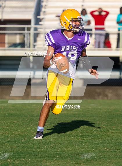 Thumbnail 3 in Lewisburg @ DeSoto Central photogallery.