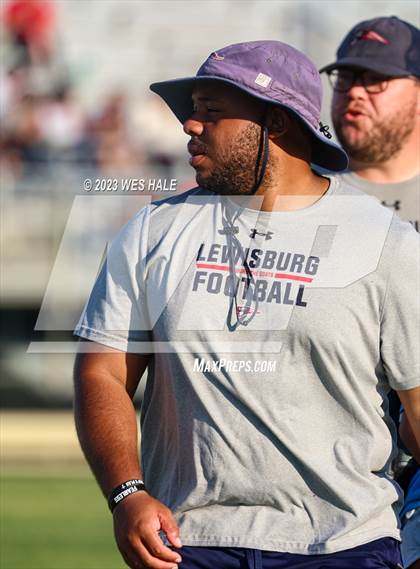 Thumbnail 2 in Lewisburg @ DeSoto Central photogallery.
