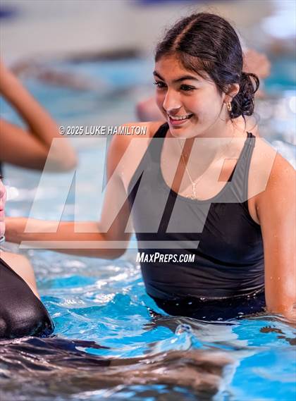 Thumbnail 1 in Clody Invitational photogallery.