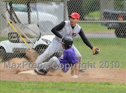 Thumbnail 2 in West Campus vs. Sacramento (Land Park Easter Tournament) photogallery.