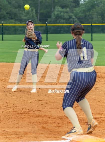 Thumbnail 3 in Loganville Christian Academy vs. Washington-Wilkes photogallery.