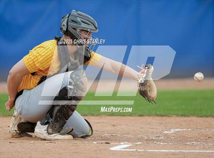 Thumbnail 2 in Salpointe Catholic @ Arcadia photogallery.