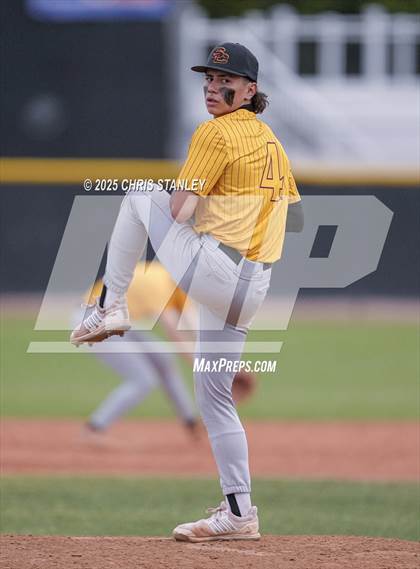 Thumbnail 3 in Salpointe Catholic @ Arcadia photogallery.
