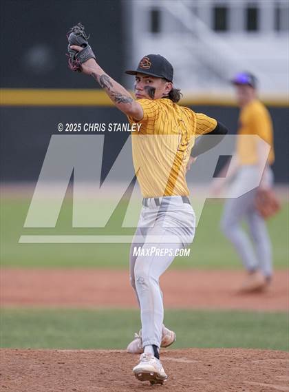 Thumbnail 2 in Salpointe Catholic @ Arcadia photogallery.