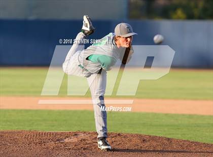 Thumbnail 2 in Poway vs. Torrey Pines (CIF SDS Open Division Final) photogallery.