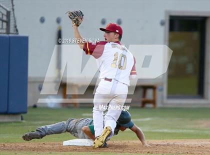 Thumbnail 2 in Poway vs. Torrey Pines (CIF SDS Open Division Final) photogallery.