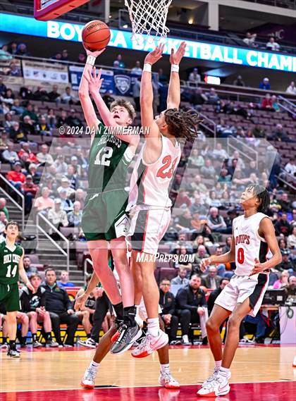 Thumbnail 3 in Holy Cross vs Aliquippa (PIAA 2A Final) photogallery.