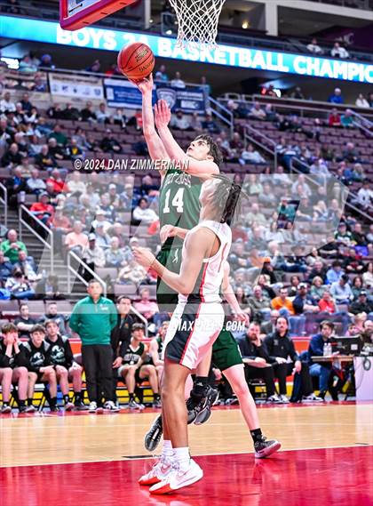 Thumbnail 2 in Holy Cross vs Aliquippa (PIAA 2A Final) photogallery.