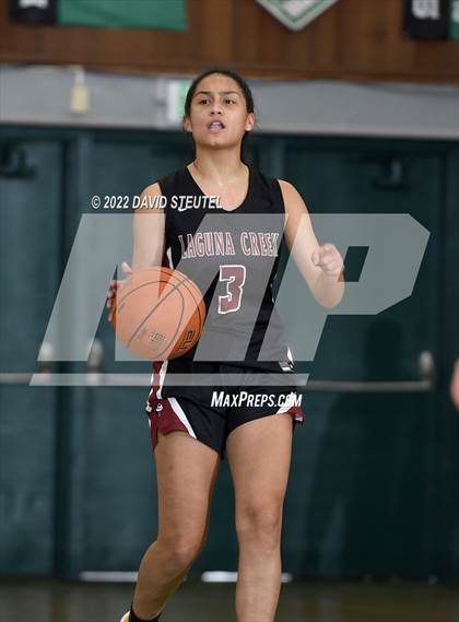 Thumbnail 2 in Laguna Creek vs. San Joaquin Memorial (St. Mary's Stockton MLK Showcase) photogallery.
