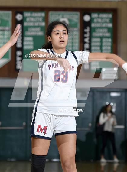 Thumbnail 1 in Laguna Creek vs. San Joaquin Memorial (St. Mary's Stockton MLK Showcase) photogallery.