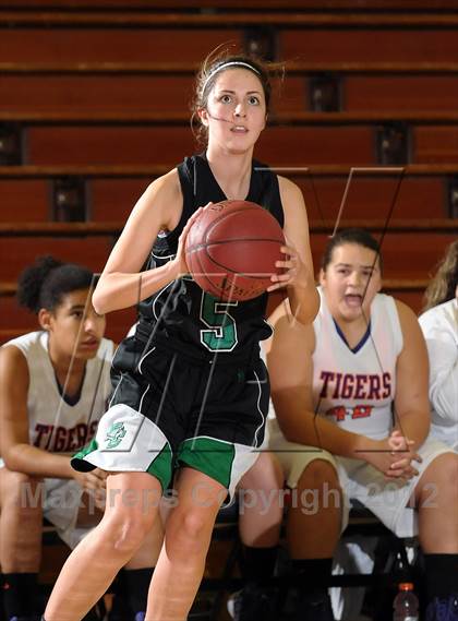 Thumbnail 3 in El Camino vs. Oroville (Lady Bulldog Holiday Classic) photogallery.