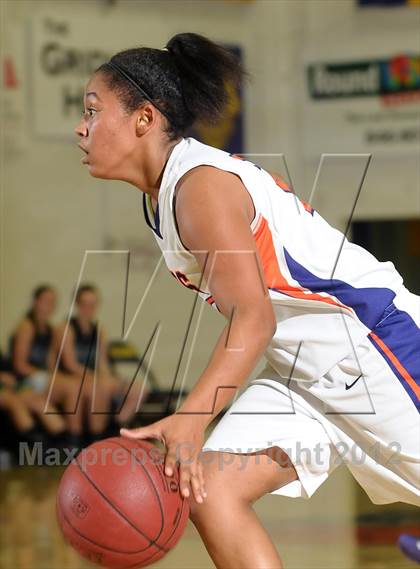 Thumbnail 1 in El Camino vs. Oroville (Lady Bulldog Holiday Classic) photogallery.