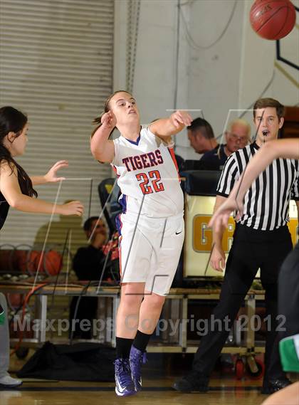 Thumbnail 2 in El Camino vs. Oroville (Lady Bulldog Holiday Classic) photogallery.