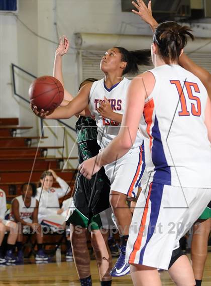Thumbnail 2 in El Camino vs. Oroville (Lady Bulldog Holiday Classic) photogallery.