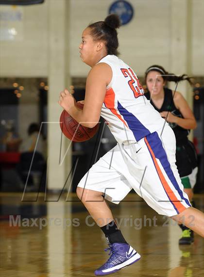 Thumbnail 3 in El Camino vs. Oroville (Lady Bulldog Holiday Classic) photogallery.