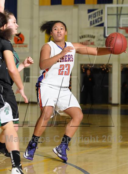 Thumbnail 3 in El Camino vs. Oroville (Lady Bulldog Holiday Classic) photogallery.
