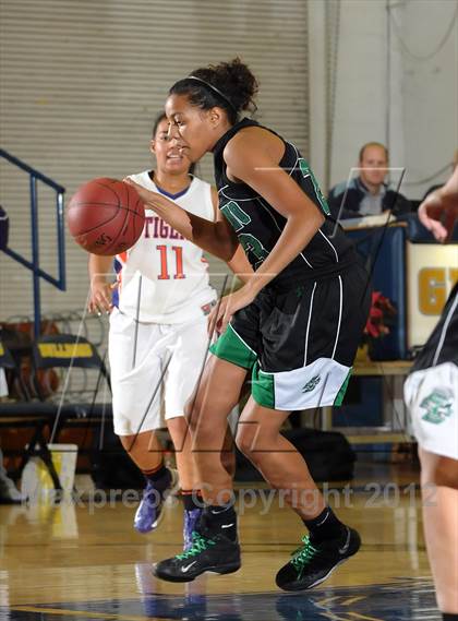 Thumbnail 2 in El Camino vs. Oroville (Lady Bulldog Holiday Classic) photogallery.