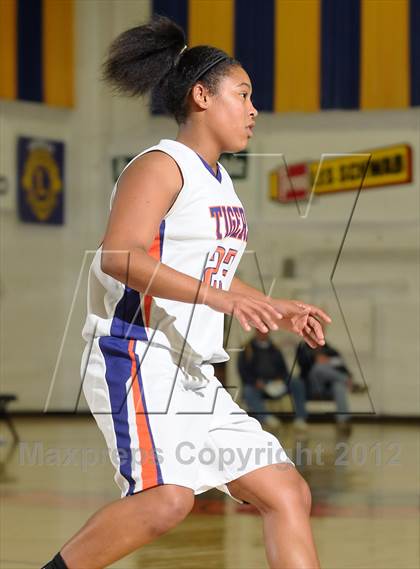 Thumbnail 1 in El Camino vs. Oroville (Lady Bulldog Holiday Classic) photogallery.