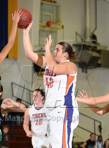 Thumbnail 3 in El Camino vs. Oroville (Lady Bulldog Holiday Classic) photogallery.