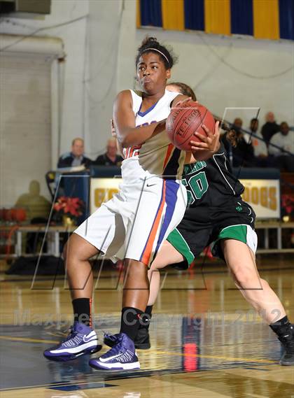 Thumbnail 2 in El Camino vs. Oroville (Lady Bulldog Holiday Classic) photogallery.