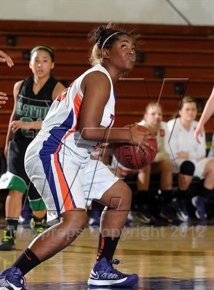 Thumbnail 3 in El Camino vs. Oroville (Lady Bulldog Holiday Classic) photogallery.