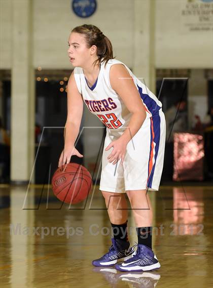 Thumbnail 3 in El Camino vs. Oroville (Lady Bulldog Holiday Classic) photogallery.