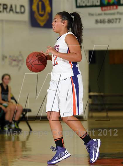 Thumbnail 2 in El Camino vs. Oroville (Lady Bulldog Holiday Classic) photogallery.