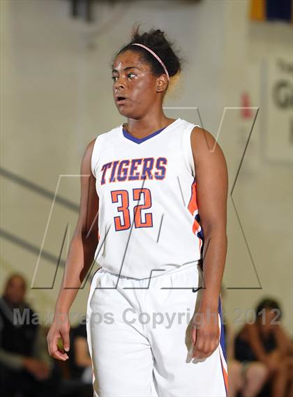 Thumbnail 1 in El Camino vs. Oroville (Lady Bulldog Holiday Classic) photogallery.