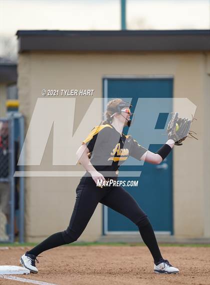 Thumbnail 1 in Noblesville @ Avon photogallery.