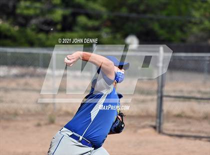 Thumbnail 3 in Penasco @ McCurdy photogallery.
