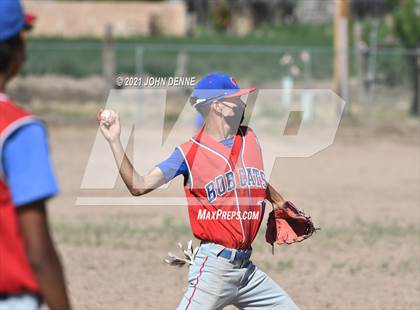 Thumbnail 1 in Penasco @ McCurdy photogallery.
