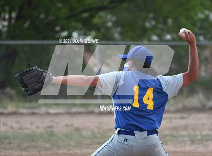 Thumbnail 3 in Penasco @ McCurdy photogallery.